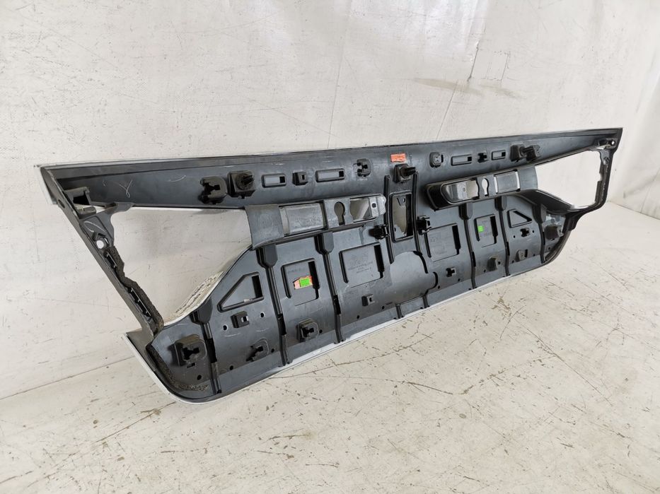 Ornament Haion Renault  Megane 4 2016 2017 2018 2019 2020 Original