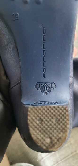 Vand cizme 39 din piele made in Italy