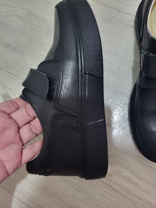 Продаётся бу обувь