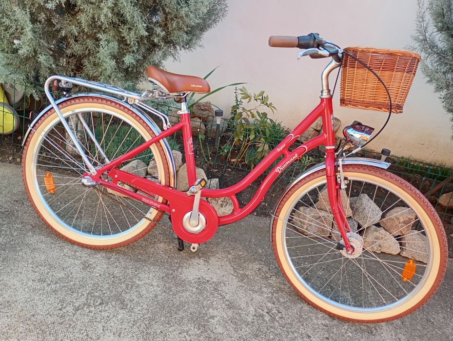 Bicicletă DIAMANT,roti 26,cu 7 vit Nexus,frână la picior !