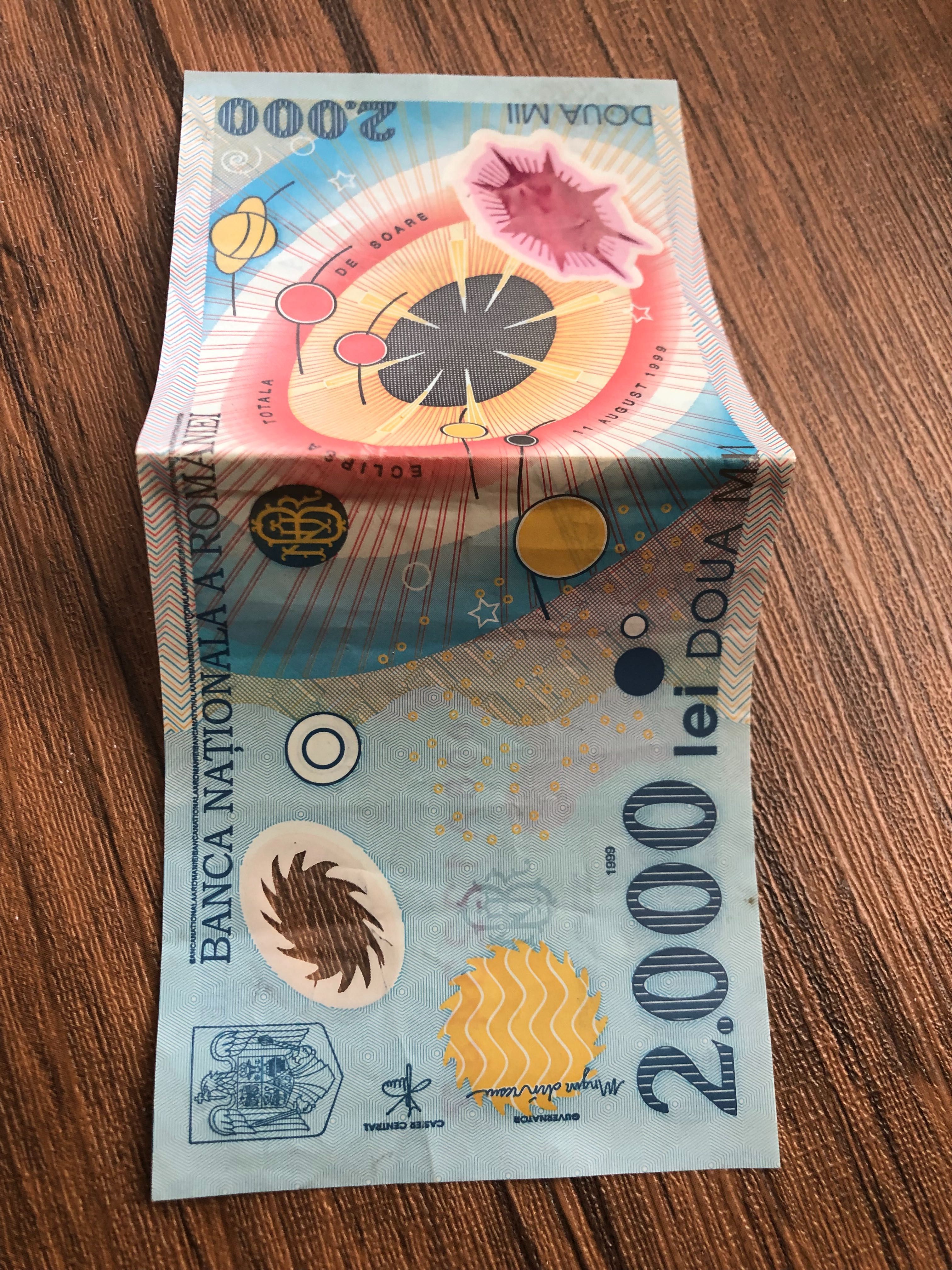Bancnota cu eclipsa 2000 lei ,anul 1999.