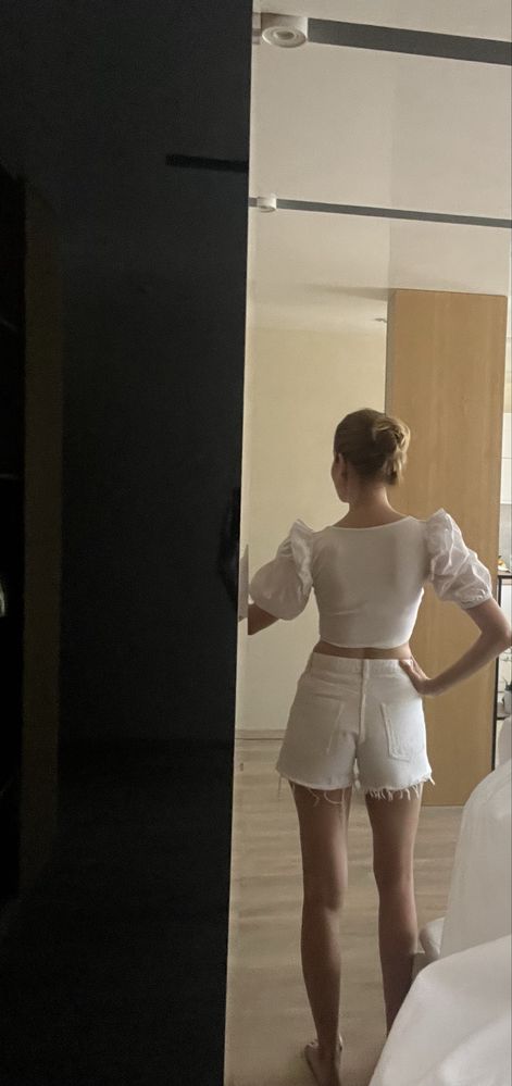 Бяла къса блуза Zara