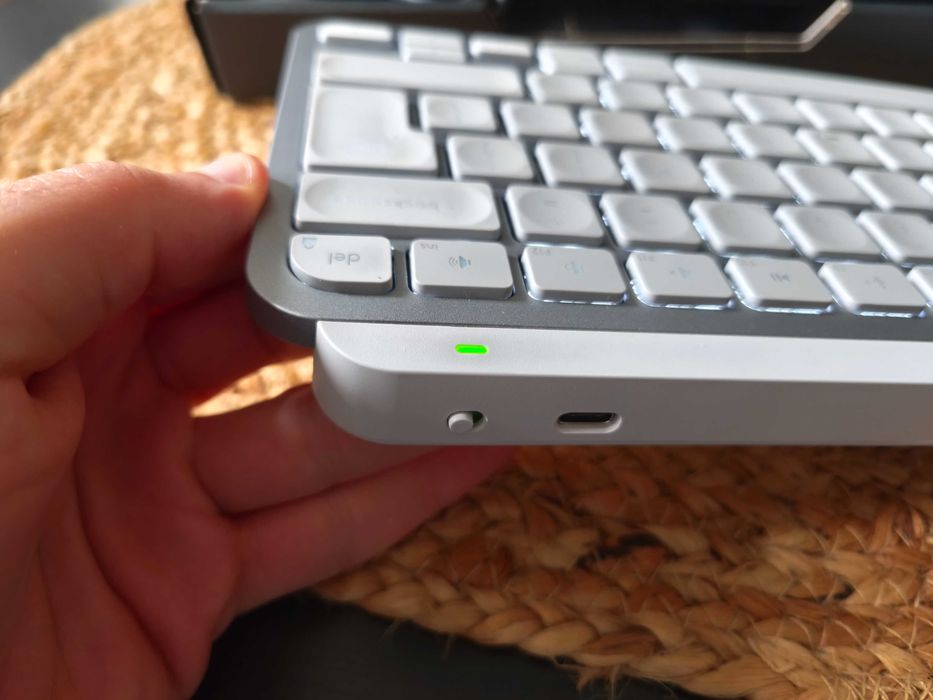 Tastatura Logitech MX Keys Mini ca Noua