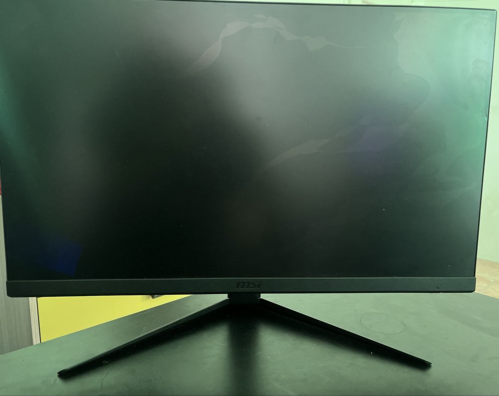 MSI 180hz монитор