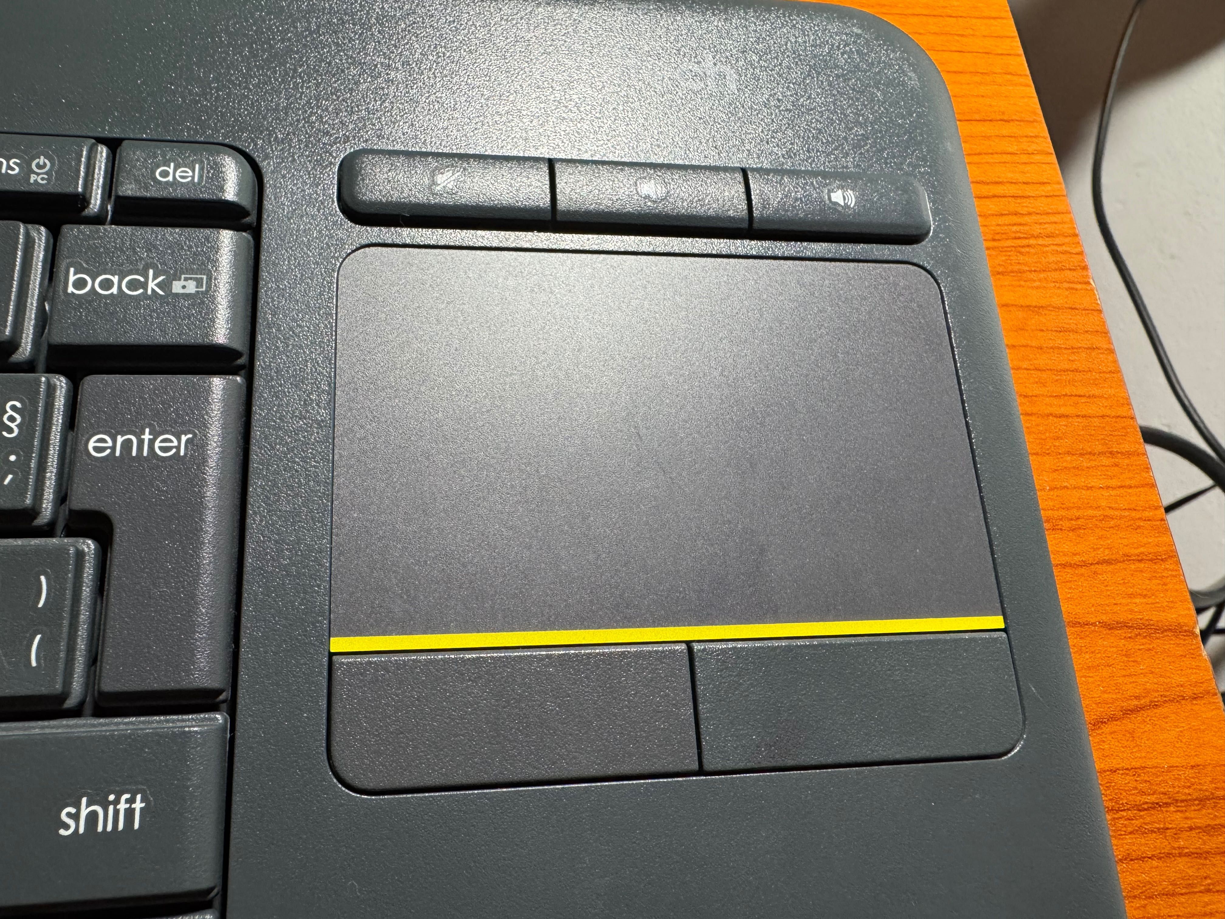 Клавиатура Безжична Logitech K400 Plus Dark, Touchpad  PCto-TV control