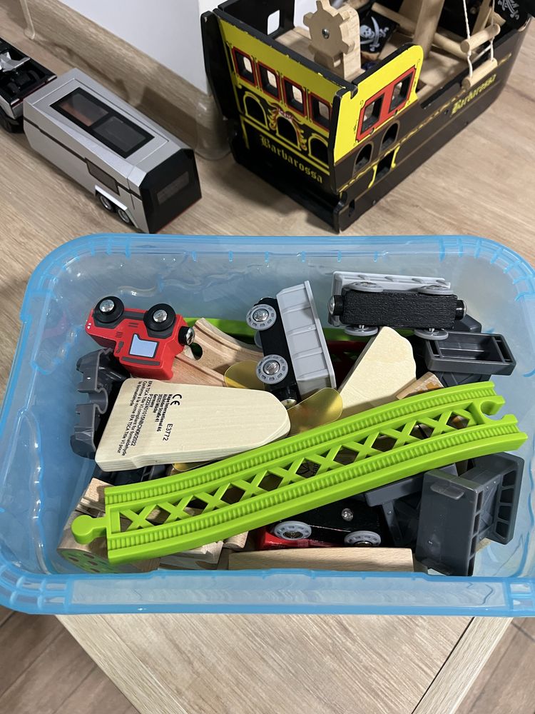 Hape влакче ферма в кутия