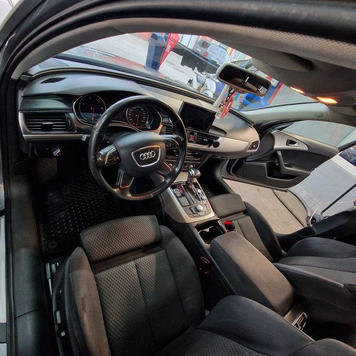 Vând Audi A6 Limousine