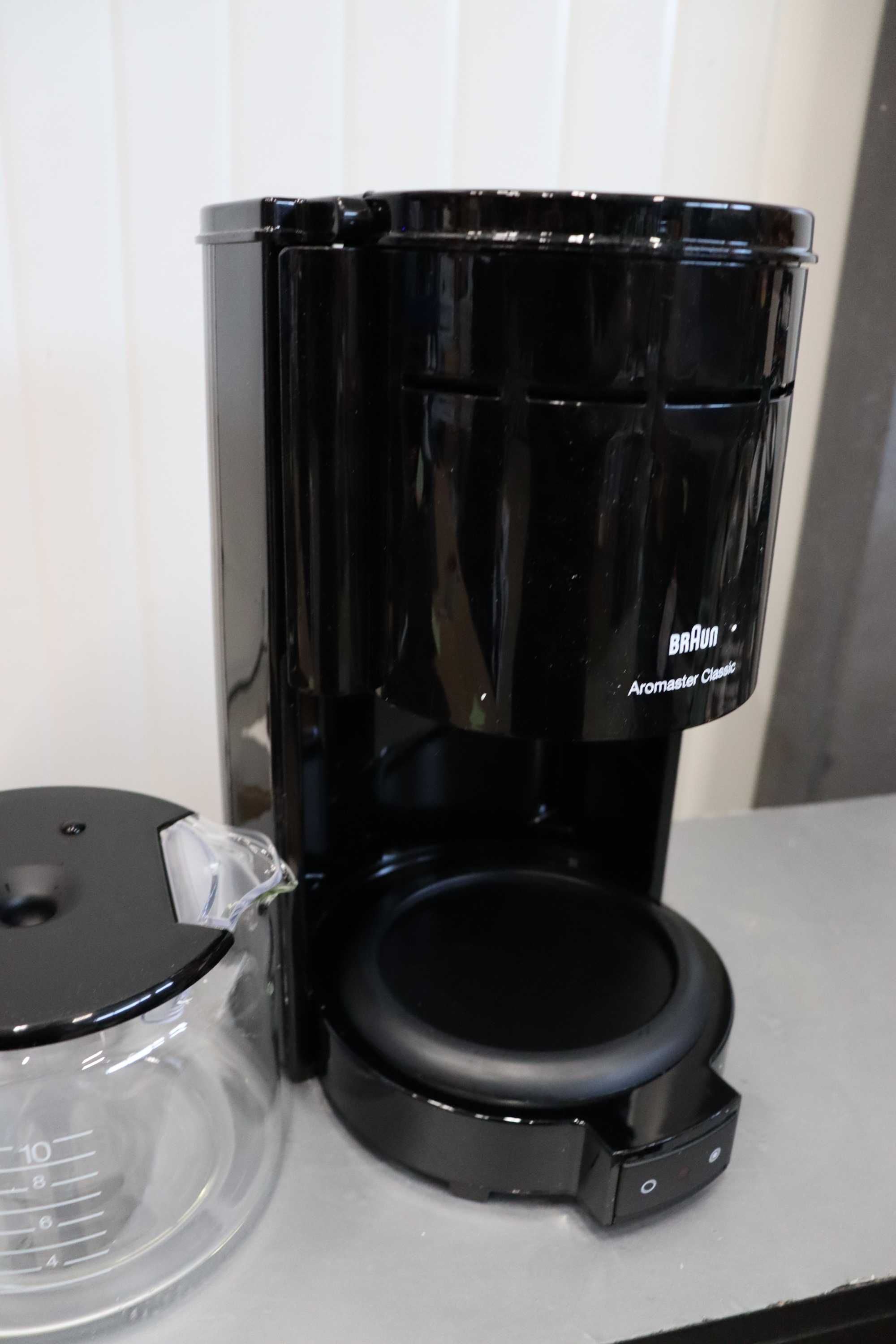 Шварц Кафемашина Braun Aromaster Classic KF47, ПРОМОЦИЯ