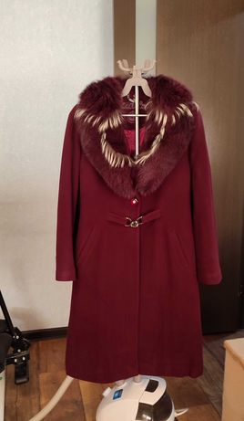 Пальто зимнее женское р. 52-54.