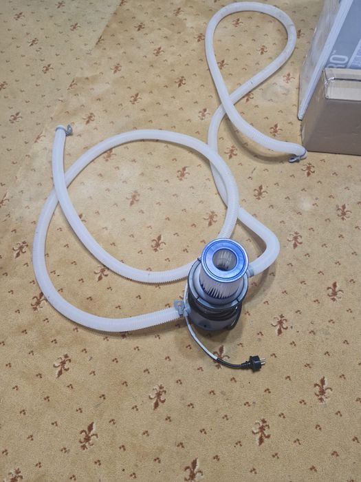 Piscina completa cu accesori