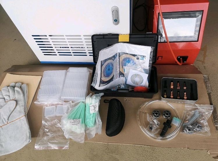Лазерен заваръчен апарат 2kW