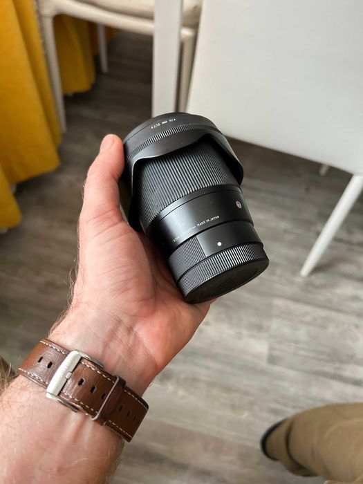 Sigma 16mm f/1.4 DC DN Contemporary (Sony E-mount)