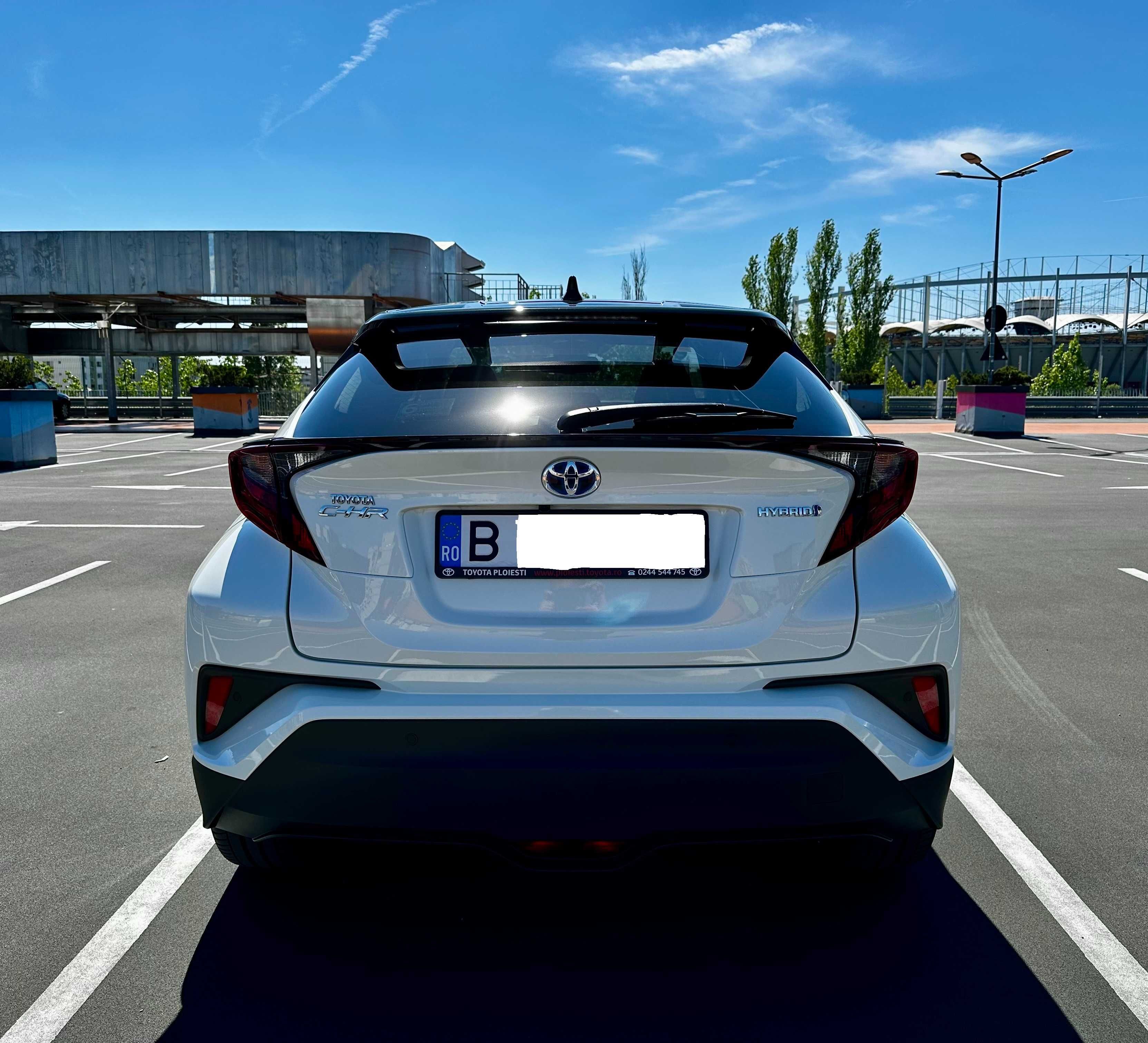 Toyota C-HR 1.8 Cult Style hibrid BI -TONE Oct 2021 37700KM