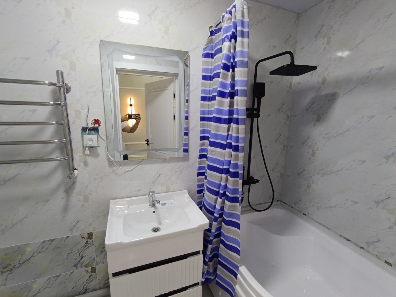 3 xonali kvartera sotiladi vagzal