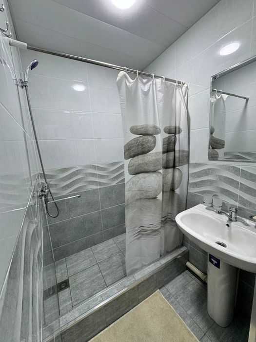 Сотувда 2/3 хона киган 1 каватда  мужал Мархабо "Эвос"лаваш центири ор