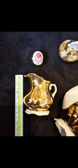 Порцеланов комплект- бижутерни кутии