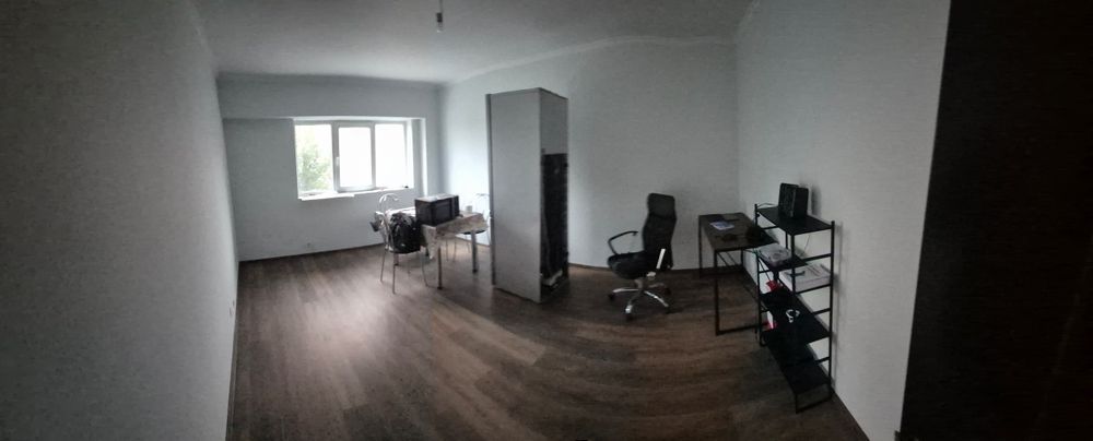 Vand apartament 2 camere