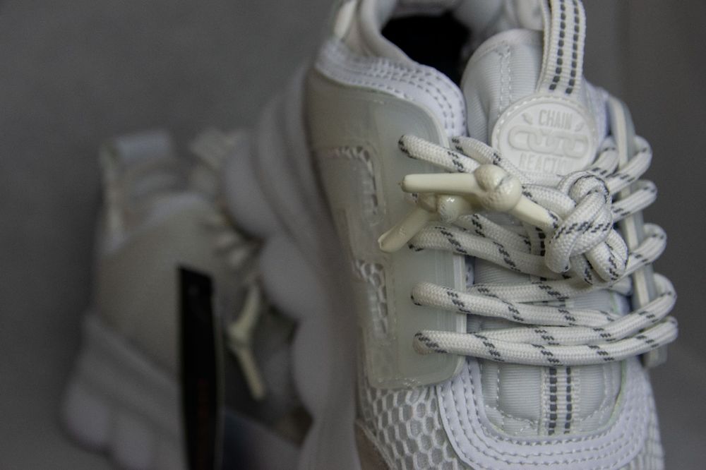 Versace Chain Reaction