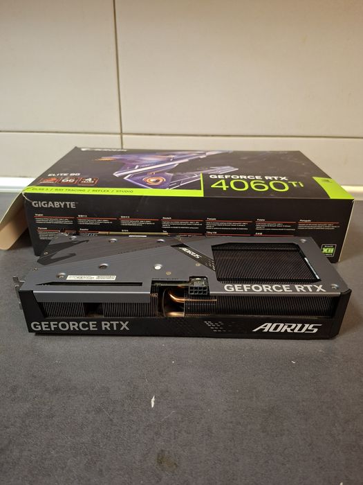 RTX 4060 Ti Aorus Elite 8GB
