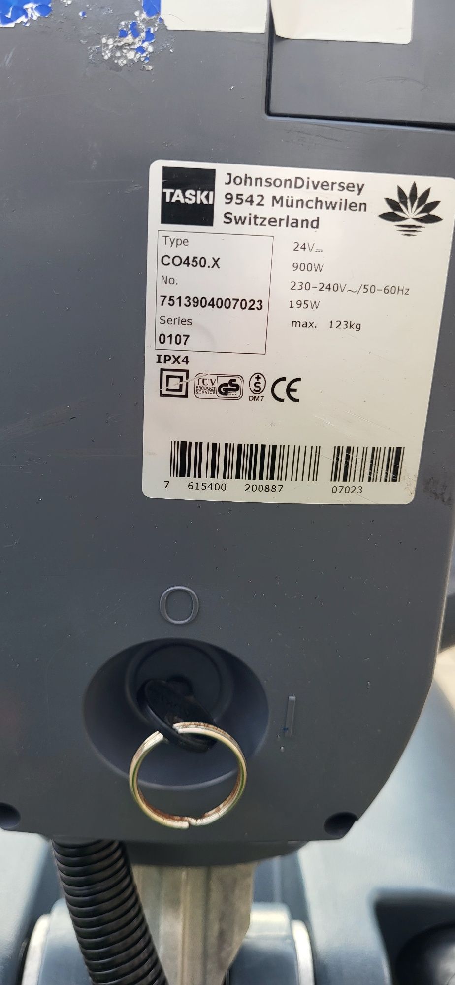 Masina de spalat pardoseli Taski swingo 450 B