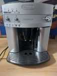 Expresor cafea Delonghi Magnifica.  S. Philips.
