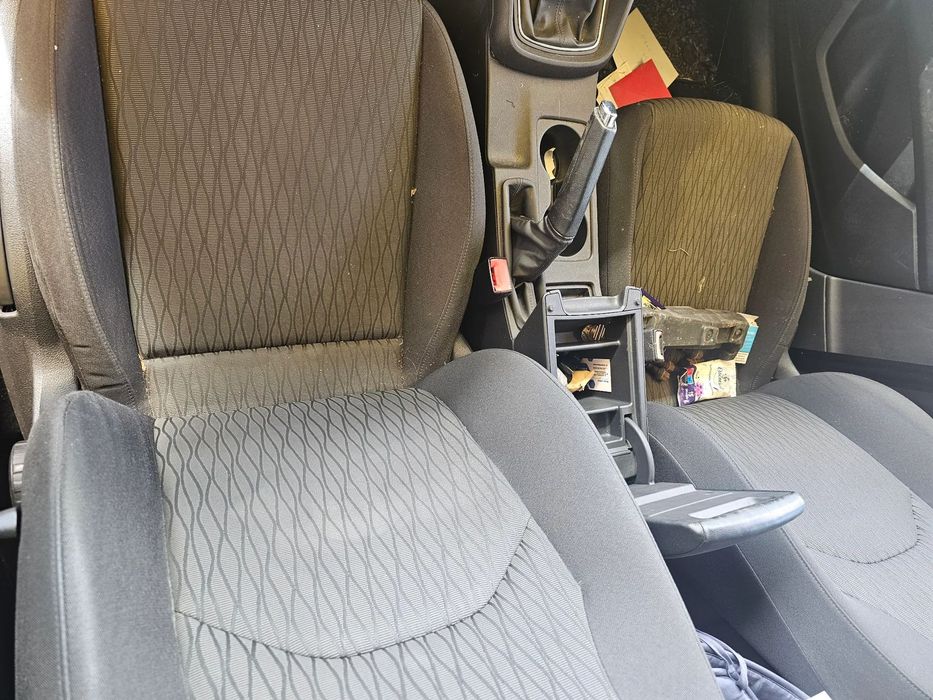 Dezmembrez Seat Leon 1.6 tdi cod CLHA 77KW an 2013