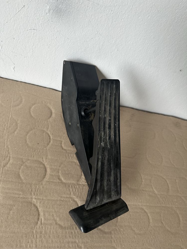 Pedala acceleratie BMW X5 E53 3.0d 218cp 6762481