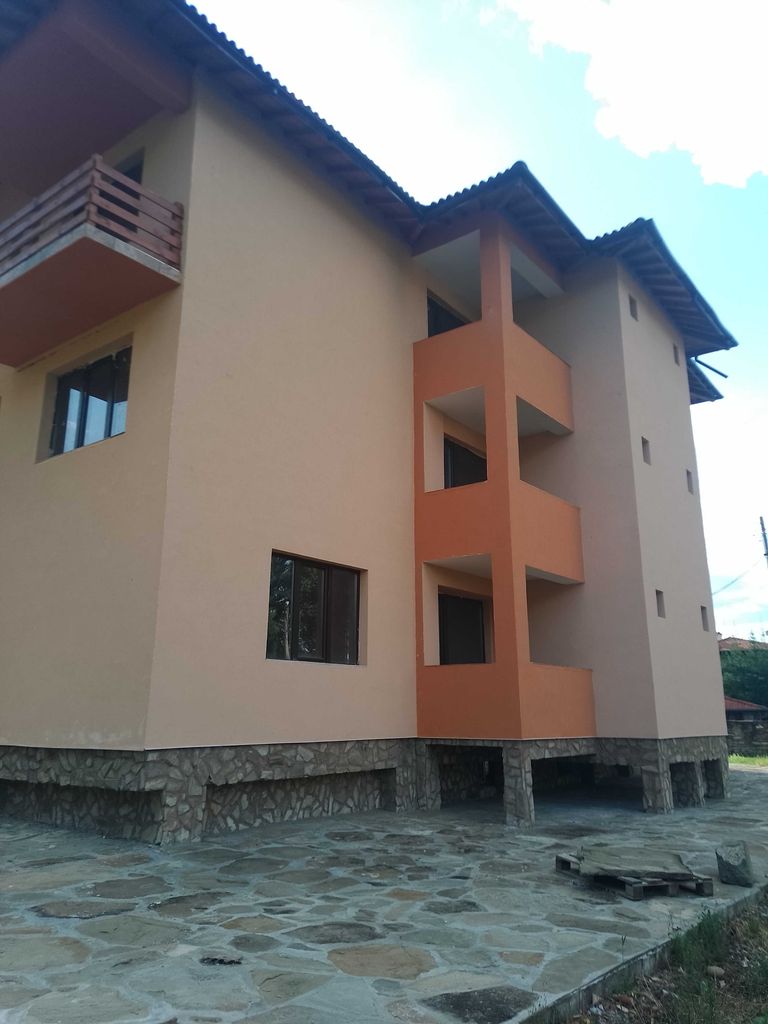 Продава се Къща в с. Орешак, Област Ловеч - 800 кв.м за 285 €/кв.м - Снимка #11