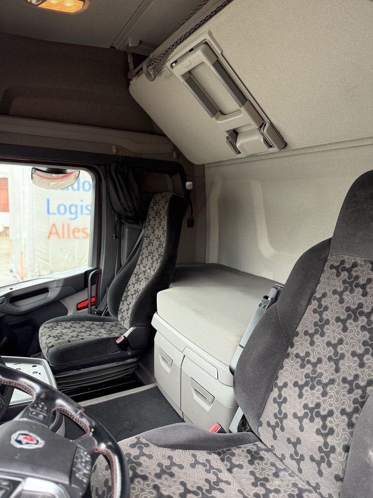Camion scania r520 V8 2019  km 380k trailer rampa hidraulica AMT 2016