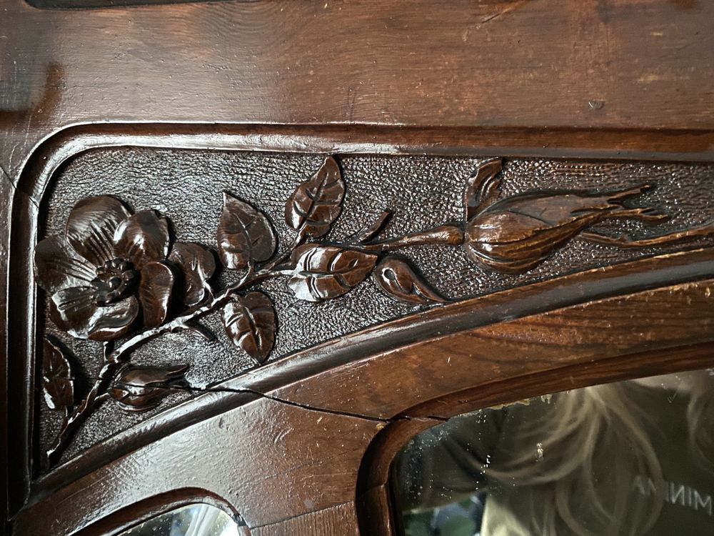 Cuier lemn masiv vintage sculptat