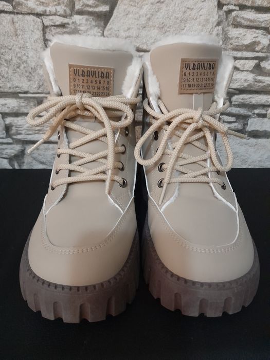 Зимни топли боти