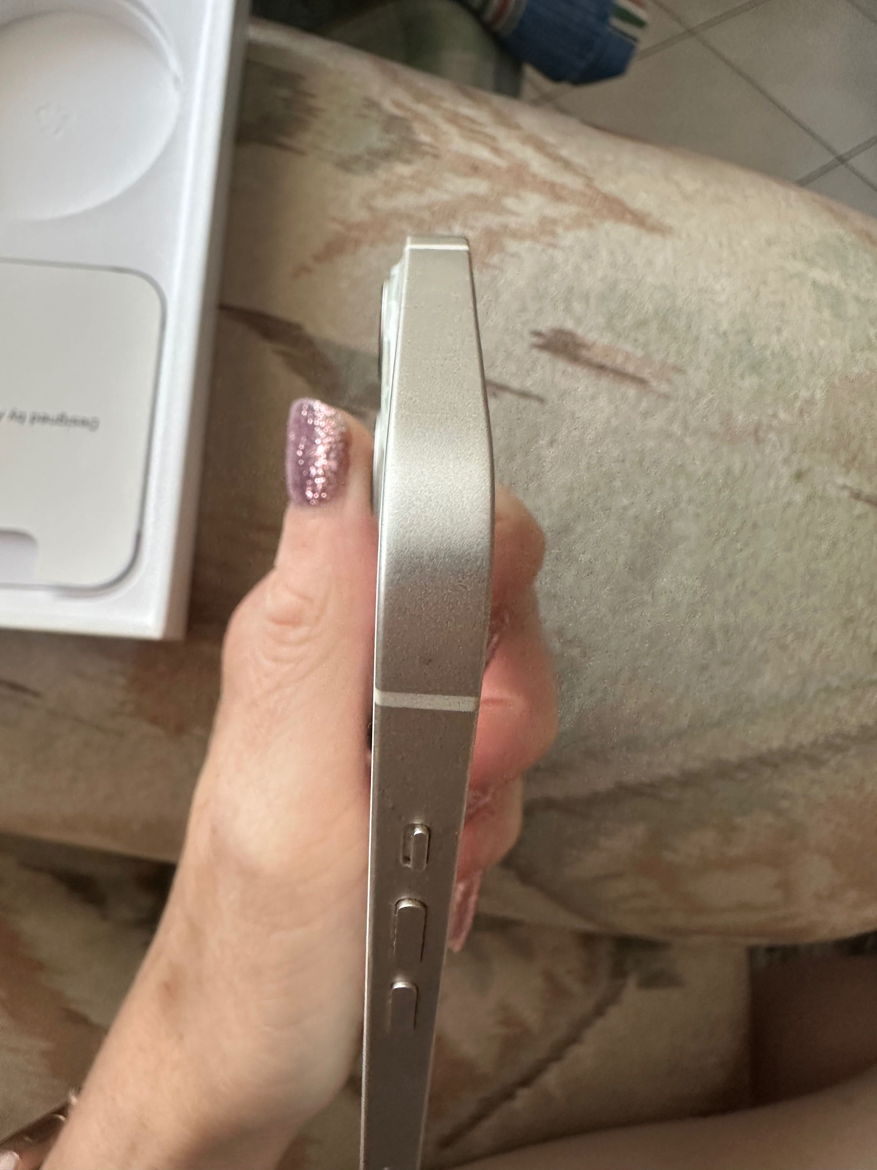 iPhone 13 в перфектно състояние
