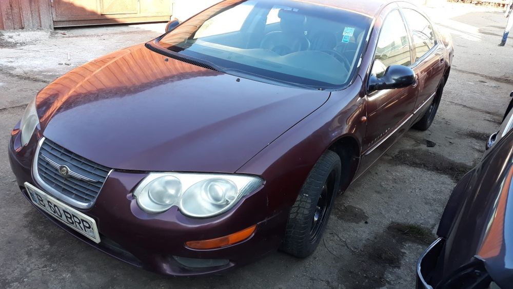 Chrysler 300m  automat, an 2002 pentru piese de schimb