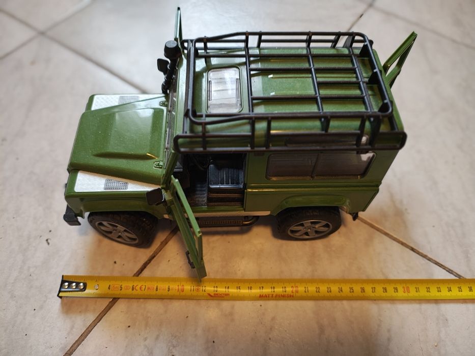 Set 2 mașini jeep