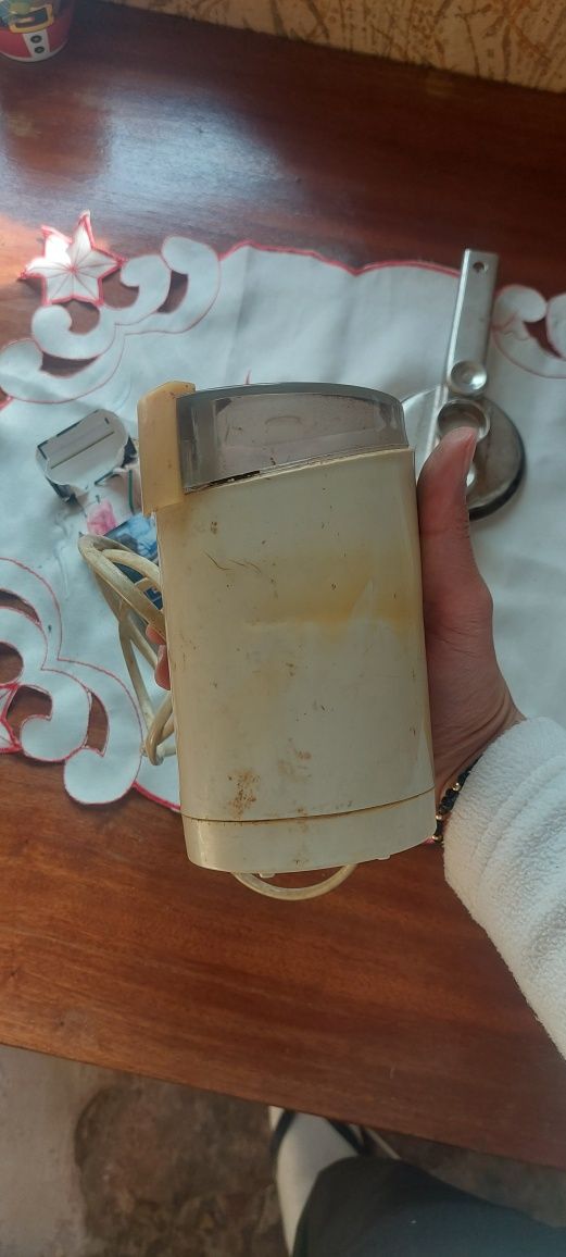 Vănd rănită veche de  cafea boabe funcțională