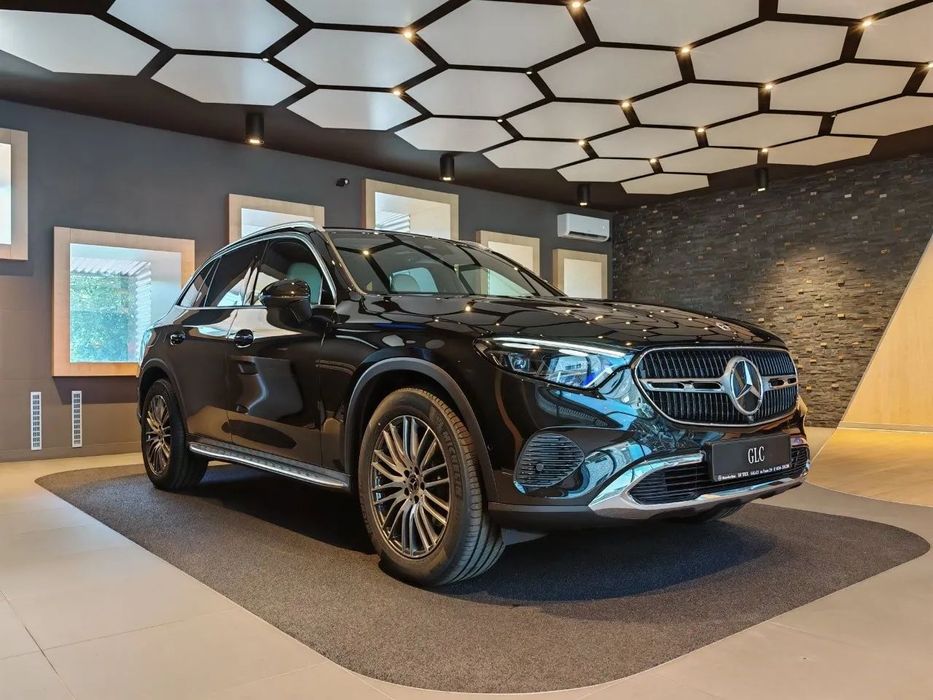 Mercedes-Benz GLC GLC 200 SUV 4Matic / Pachet AVANTGARDE Premium
