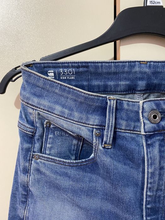 Blugi Gstar evazati cu talie inalta