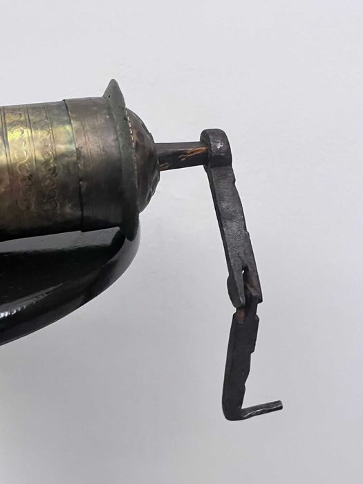 Rasnita metalica veche functionala bibelouri bibelou deosebita ieftina