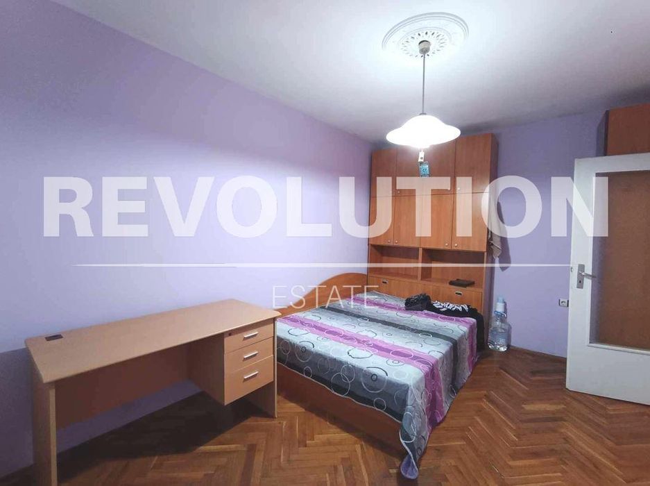 Дава се под наем Двустаен апартамент в Варна, Трошево - 45 кв.м за 250 € - Снимка #3