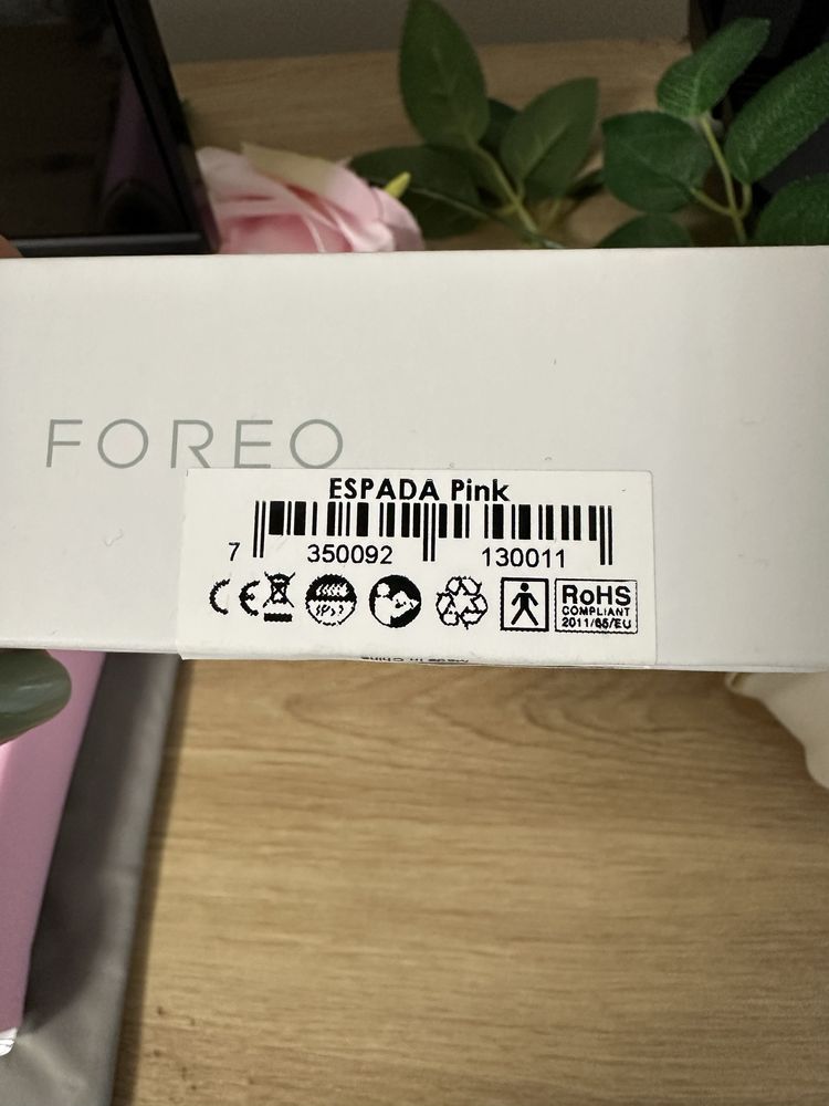 Foreo Espada pink