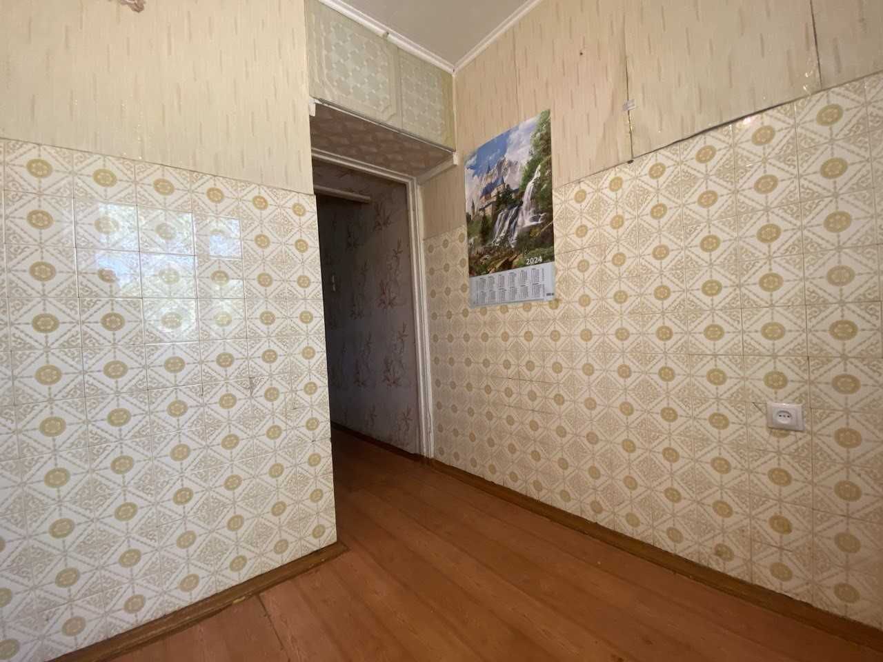 3-х ком на 3 мкр., 2 этаж/5. ПОМОЩЬ В ИПОТЕКЕ!