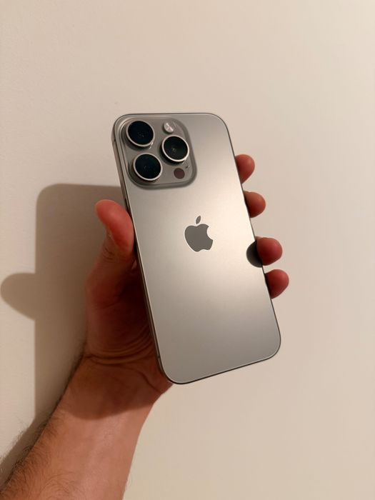 iPhone 15 Pro- Natural Titanum