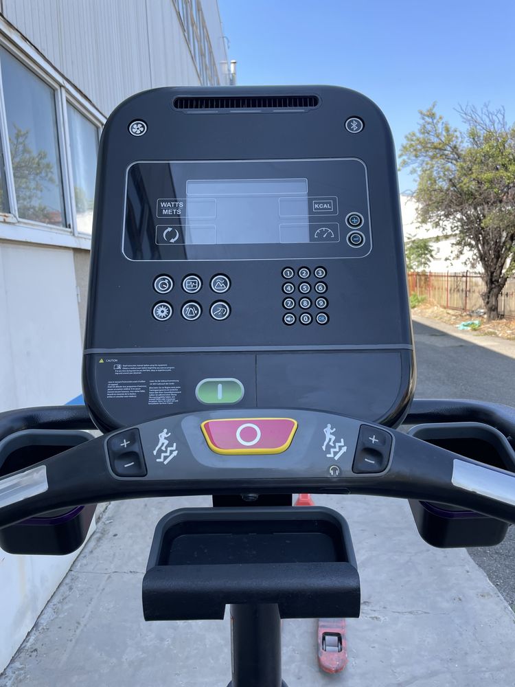 Stairmaster Gauntlet 8