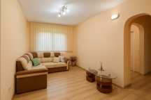 Vand apartament, 4 camere in Targoviste