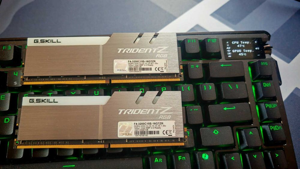 Рам памет G.SKILL Trident Z RGB 32GB (2x16GB) DDR4 3200MHz CL 15 15 15
