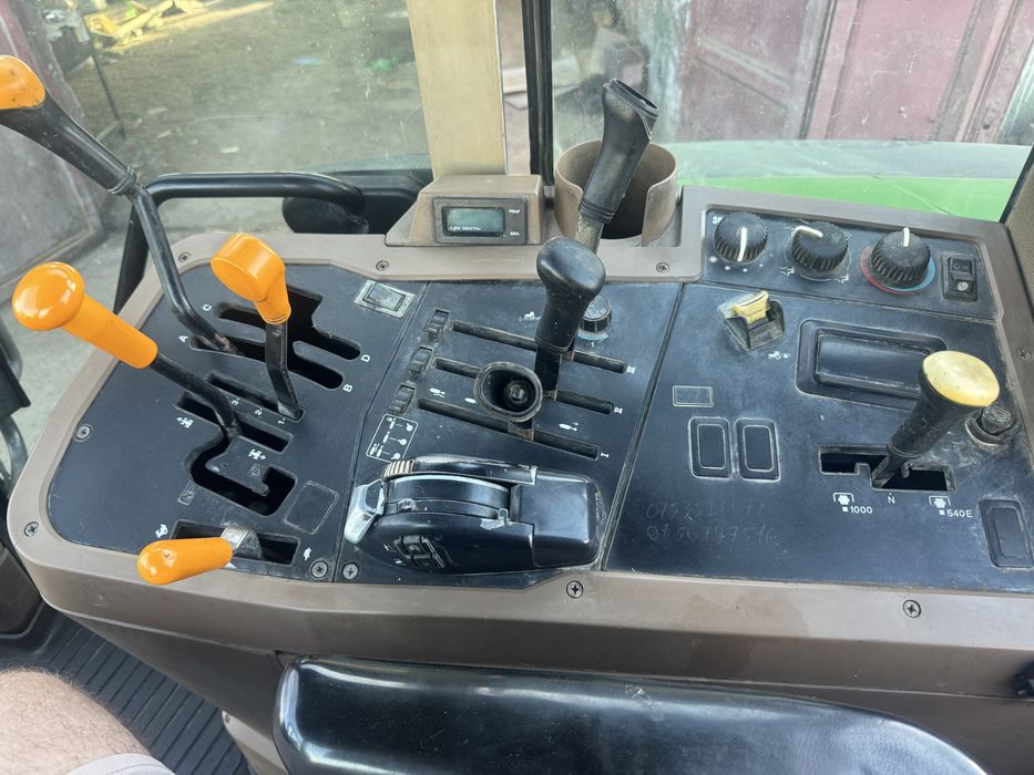 Vand tractor Jhon Deere 7810