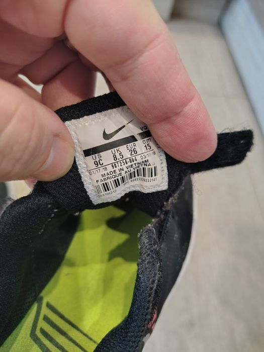 Маратонки Найк 26 размер