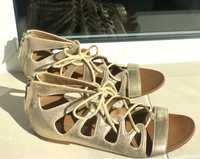 Vând sandale aurii Zara-36