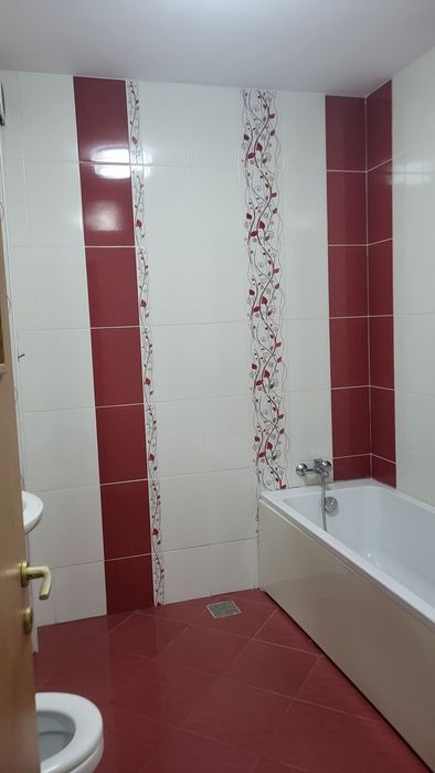 Apartament la casa, recent renovat spre inchiriere