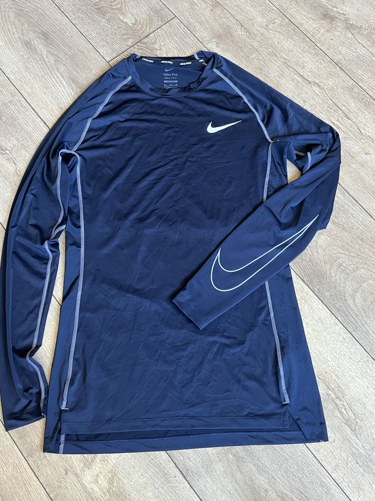 NIKE PRO Training - НОВА размер Л / Оригинал